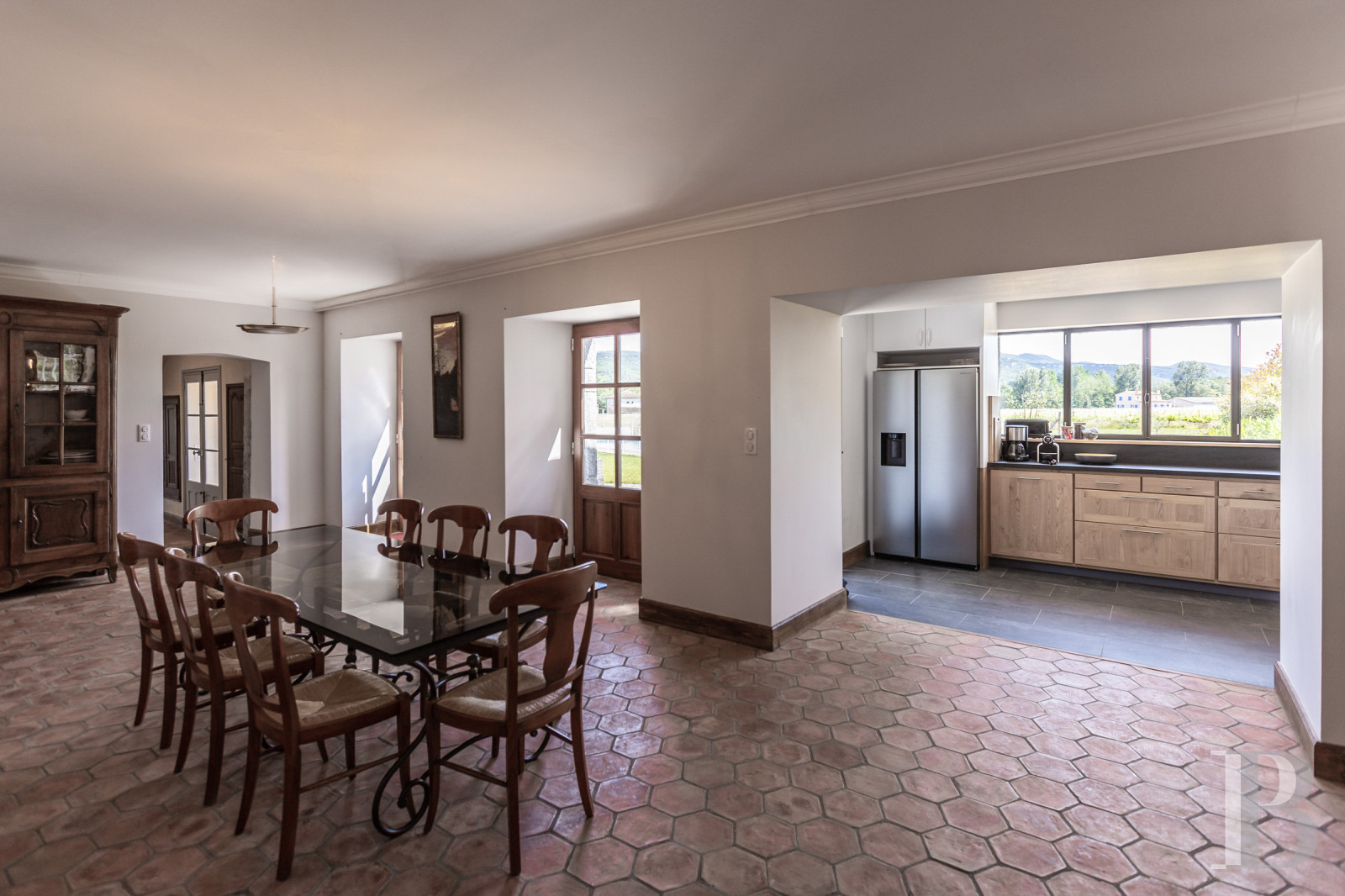 En Ardèche, à Saint-Alban-Auriolles, une ancienne ferme du 17e siècle à l’ombre d’un château - photo  n°5